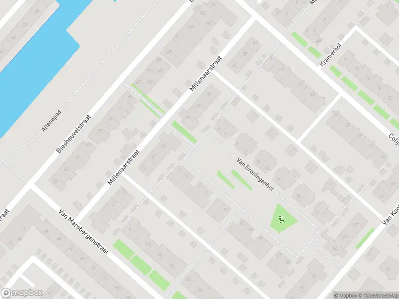 Brandweer met grote spoed naar de Van Groningenhof in Hoofddorp vanwege reanimatie