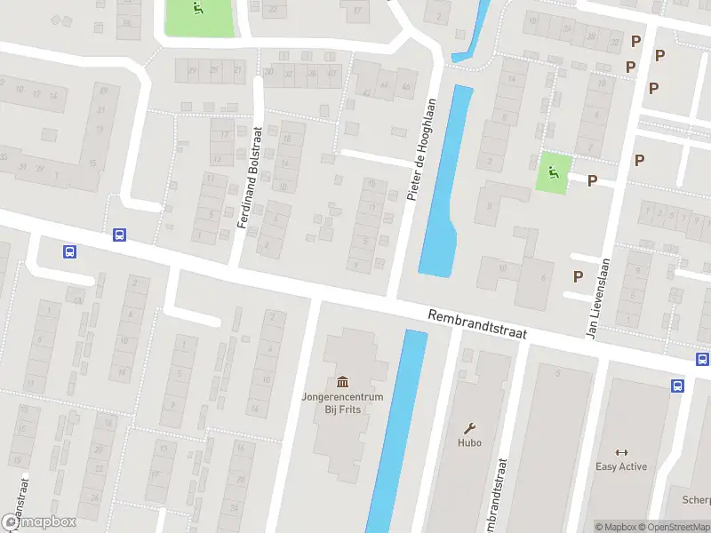 Ambulance met grote spoed naar de Pieter de Hooghlaan in Oud-Beijerland