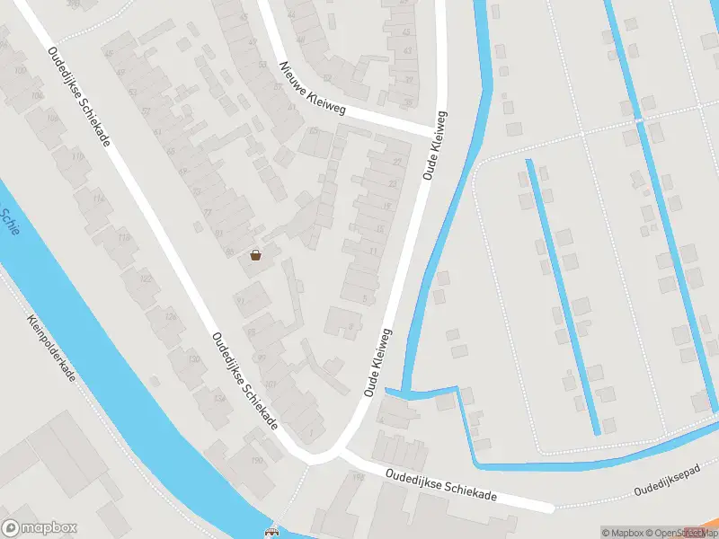 Ambulance met grote spoed naar de Oude Kleiweg in Rotterdam