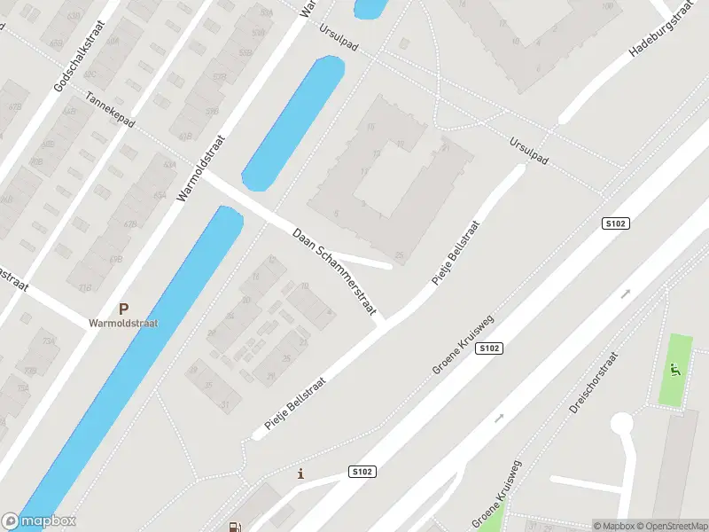 Ambulance met gepaste spoed naar de Daan Schammerstraat in Rotterdam