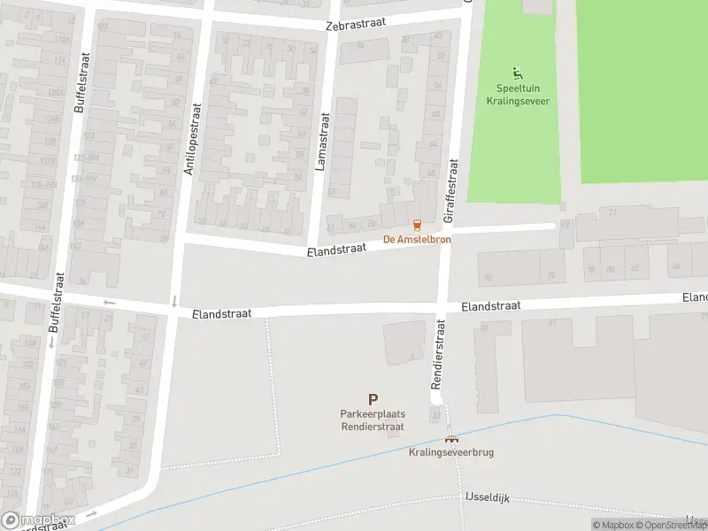 Ambulance met gepaste spoed naar de Elandstraat in Rotterdam