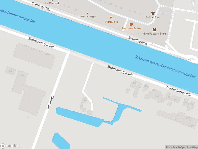 Ambulance met grote spoed naar de Houtrakkerweg in Halfweg