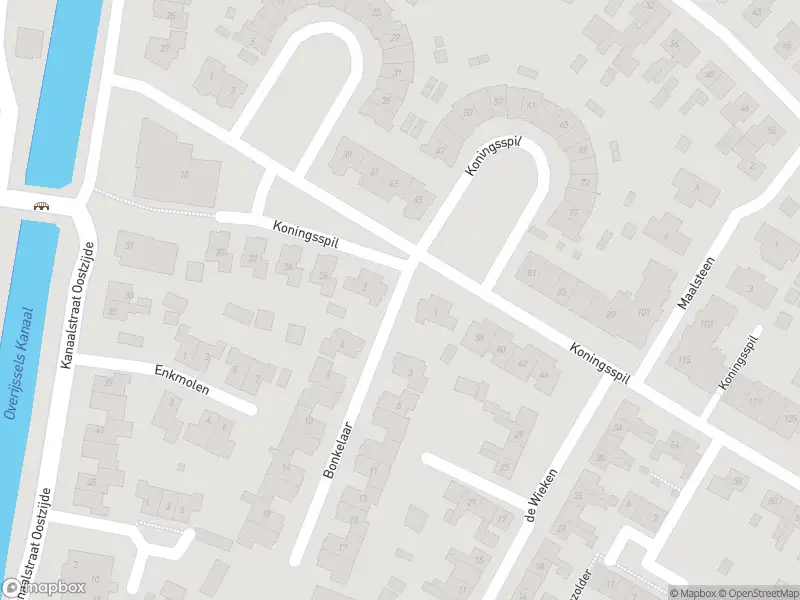 Brandweer met grote spoed naar de Bonkelaar in Raalte vanwege middelgrote brand