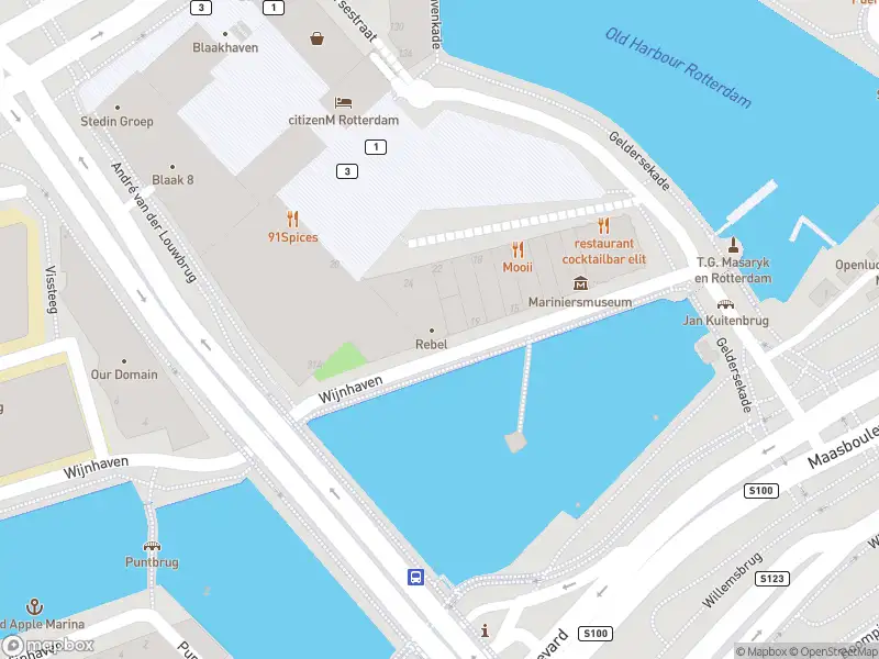 112 melding Ambulance met grote spoed naar de Wijnhaven in Rotterdam