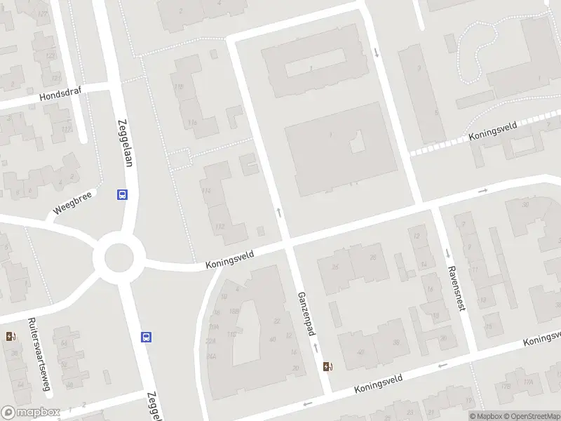 Brandweer met gepaste spoed naar de Koningsveld in Terheijden vanwege een liftopsluiting