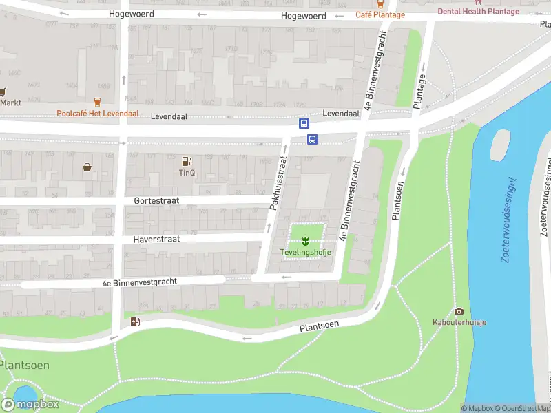 Ambulance met gepaste spoed naar de Pakhuisstraat in Leiden