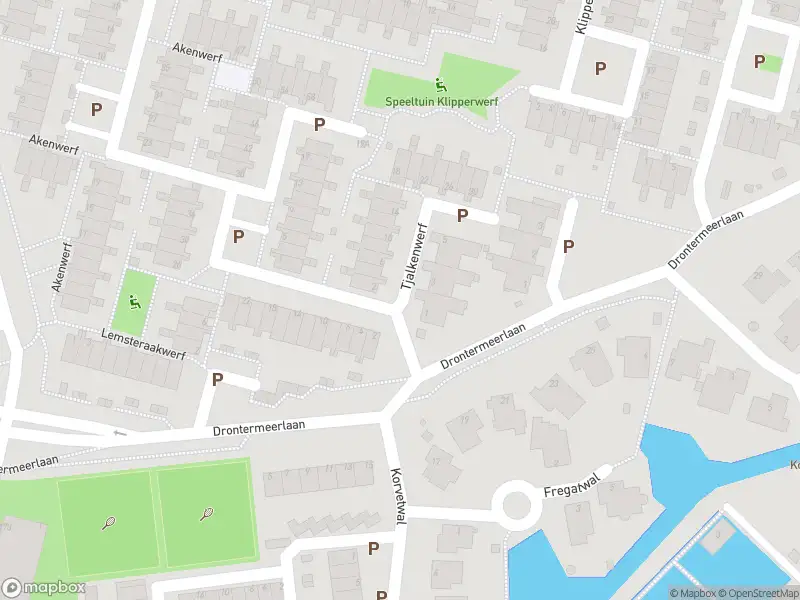 Ambulance met gepaste spoed naar de Tjalkenwerf in Leiden