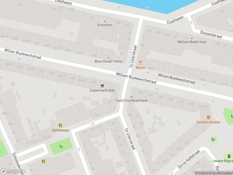 Ambulance met grote spoed naar de Willem Buytewechstraat in Rotterdam