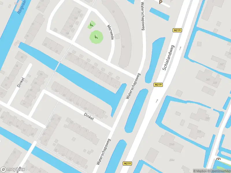 Ambulance met gepaste spoed naar de Merwede in Nieuwerkerk aan den IJssel