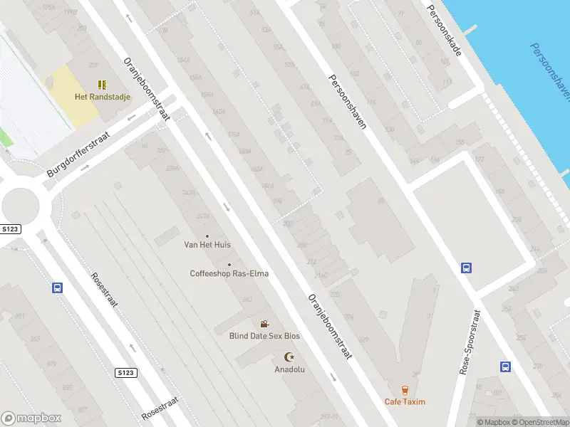 112 melding Ambulance met gepaste spoed naar de Oranjeboomstraat in Rotterdam