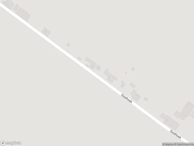 Brandweer met grote spoed naar de Oosthoek in Piershil vanwege gebouwbrand