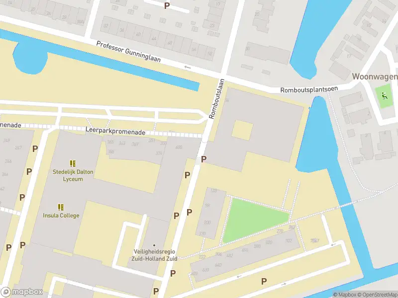 Ambulance met gepaste spoed naar de Romboutslaan in Dordrecht