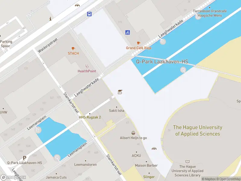 Ambulance met gepaste spoed naar de Johanna Westerdijkplein in 's-Gravenhage