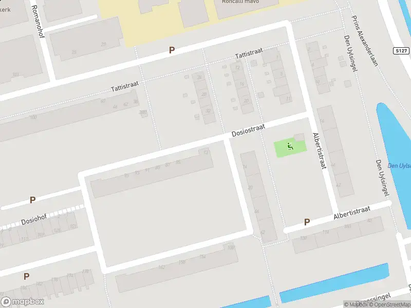 Ambulance met grote spoed naar de Dosiostraat in Rotterdam