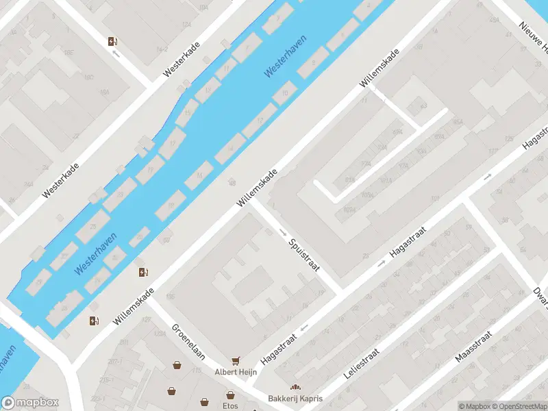 Ambulance met grote spoed naar de Spuistraat in Schiedam