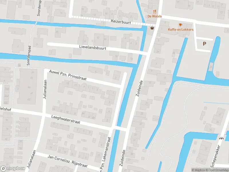 Ambulance met gepaste spoed naar de Willem Pzn. Lakemanstraat in De Rijp