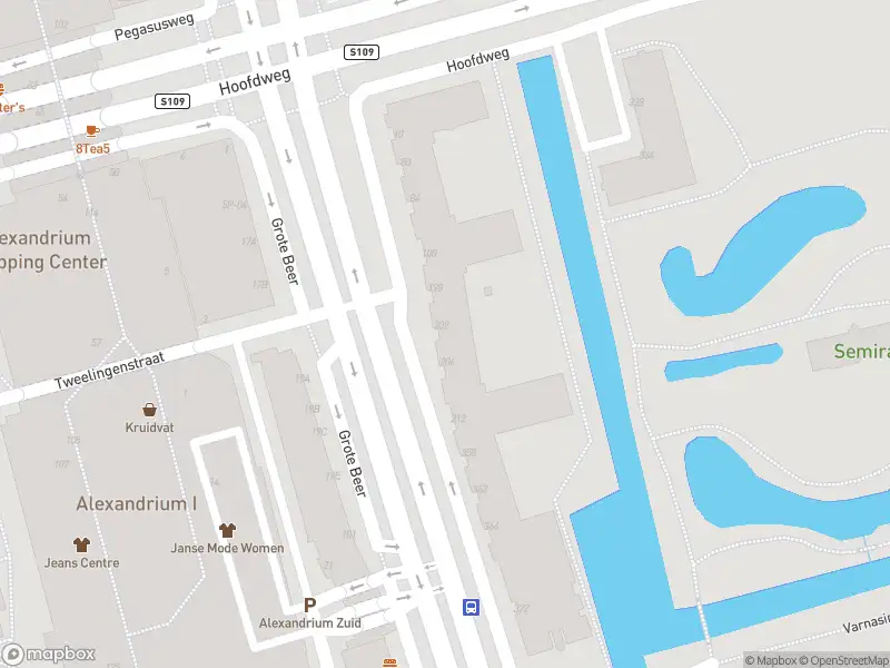 Ambulance met gepaste spoed naar de Grote Beer in Rotterdam