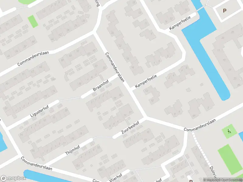 Ambulance met grote spoed naar de Vogelkers in Heemskerk