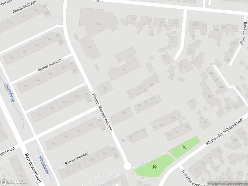 Brandweer met gepaste spoed naar de Paulus Moreelsestraat in Enschede vanwege een liftopsluiting