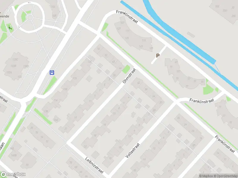 Ambulance met grote spoed naar de Ohmstraat in Badhoevedorp