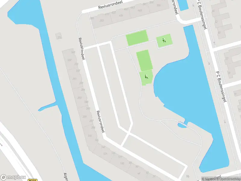 Brandweer naar de Reviusrondeel in Capelle aan den IJssel vanwege reanimatie