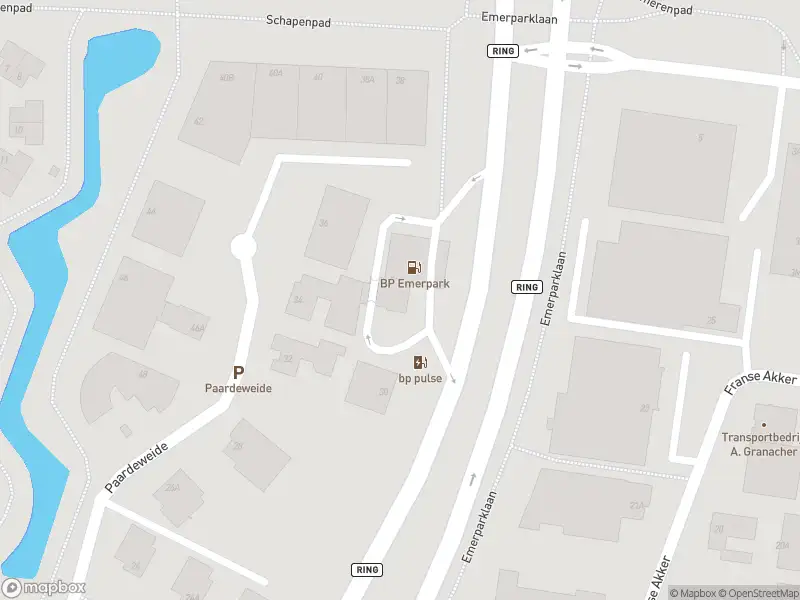 Politie met grote spoed naar de Emerparklaan in Breda vanwege letsel