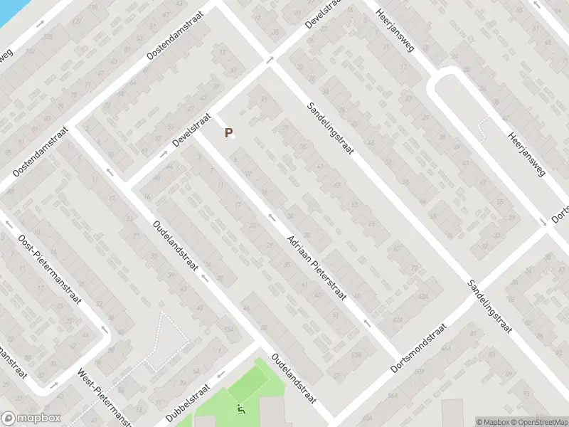 Ambulance met gepaste spoed naar de Adriaan Pieterstraat in Rotterdam