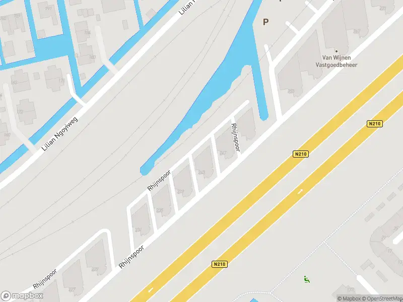 Ambulance met gepaste spoed naar de Rhijnspoor in Capelle aan den IJssel