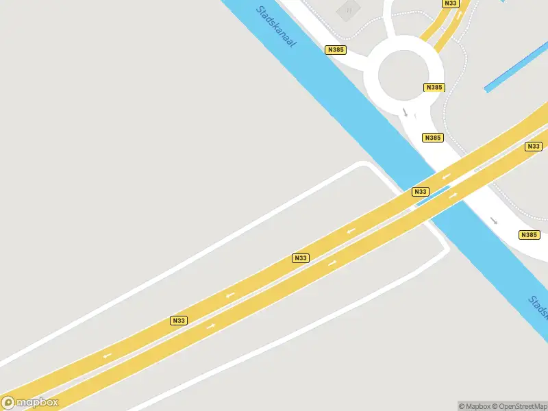 Politie met grote spoed naar de K.J. de Vriezestraat in Wildervank vanwege voertuigen te water
