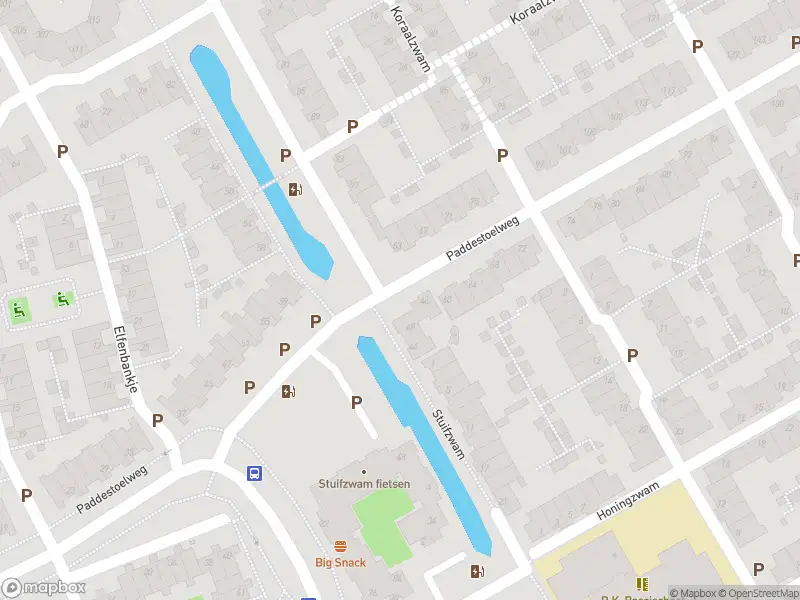 Ambulance met grote spoed naar de Paddestoelweg in Alphen aan den Rijn