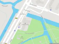 Ambulance met gepaste spoed naar de Jan Gijzenpad in Haarlem