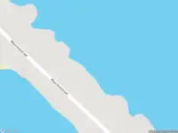 Brandweer met grote spoed naar de Strandweg in Buren vanwege gebouwbrand