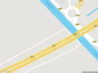 Brandweer met grote spoed naar de K.J. de Vriezestraat in Wildervank vanwege voertuigen te water