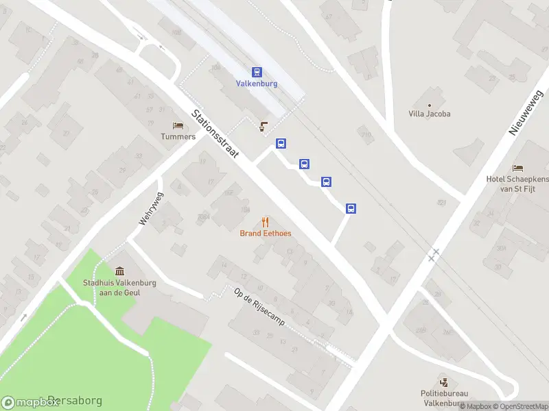 Brandweer met gepaste spoed naar de Stationsstraat in Valkenburg