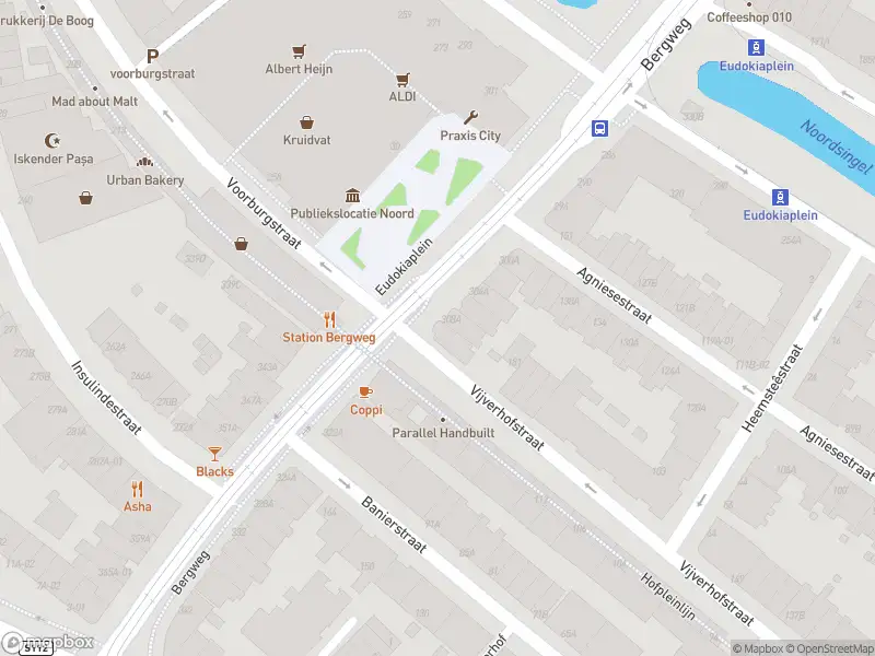 112 melding Ambulance met gepaste spoed naar de Bergweg in Rotterdam