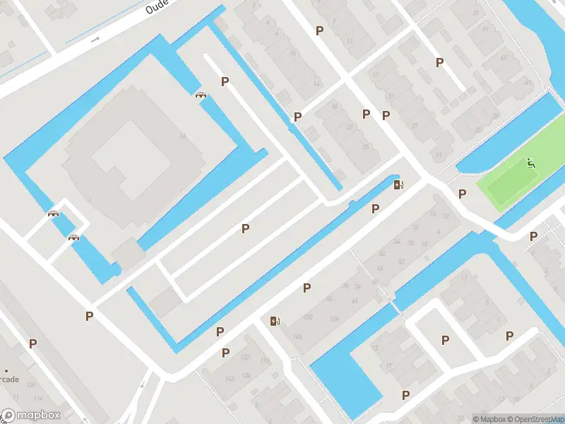 Ambulance met grote spoed naar de Dokter Huijserstraat in Leidschendam