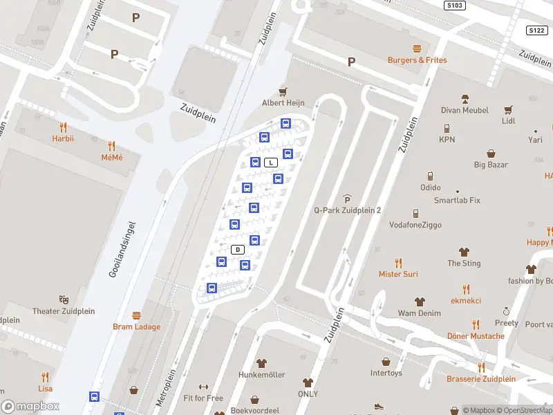 Ambulance met gepaste spoed naar de Zuidplein Hoog in Rotterdam