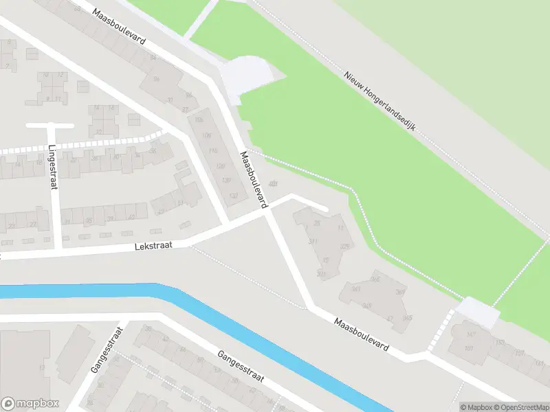 Ambulance met gepaste spoed naar de Maasboulevard in Spijkenisse