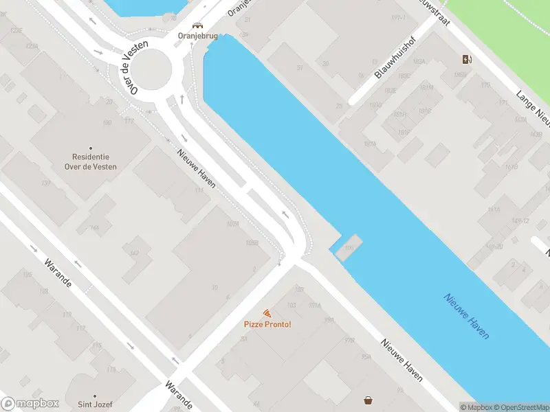 Ambulance met gepaste spoed naar de Nieuwe Haven in Schiedam