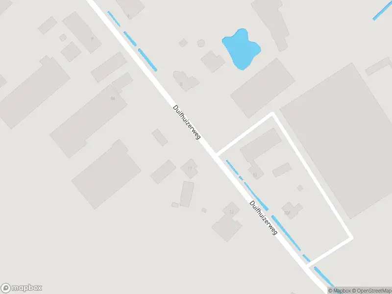 Brandweer met grote spoed naar de Duifhuizerweg in Uden vanwege een buitenbrand