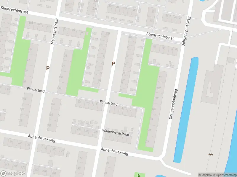 Ambulance met grote spoed naar de Wagenbergstraat in Rotterdam