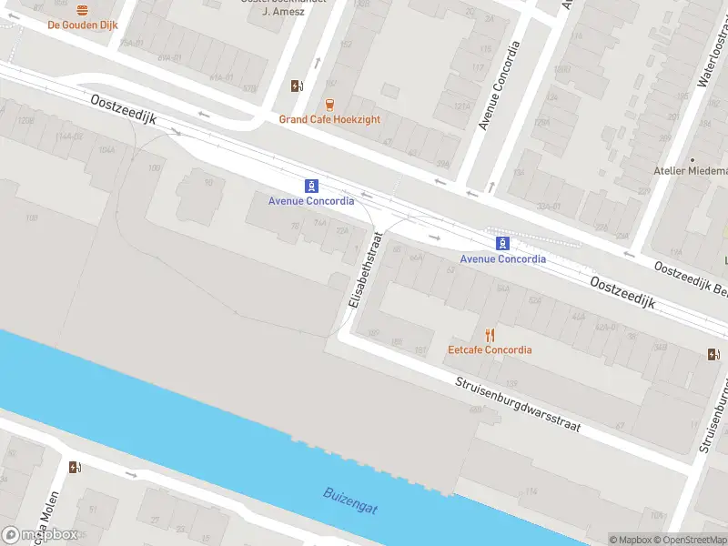 Ambulance met grote spoed naar de Elisabethstraat in Rotterdam