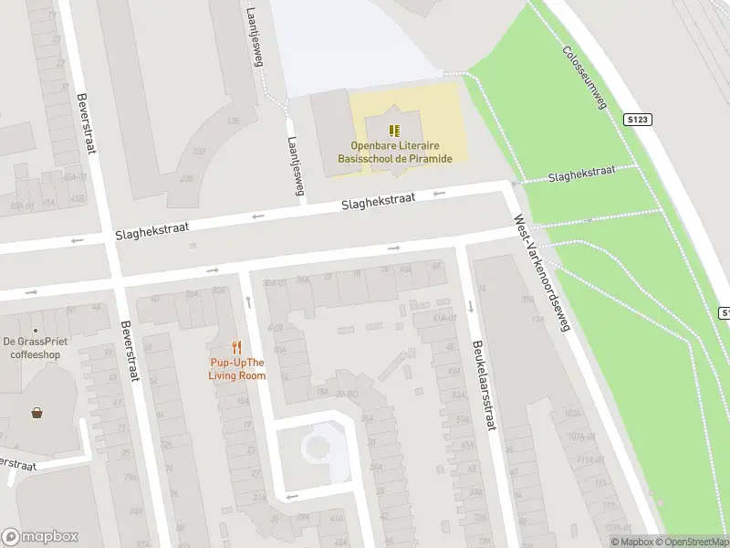 112 melding Ambulance met grote spoed naar de Slaghekstraat in Rotterdam