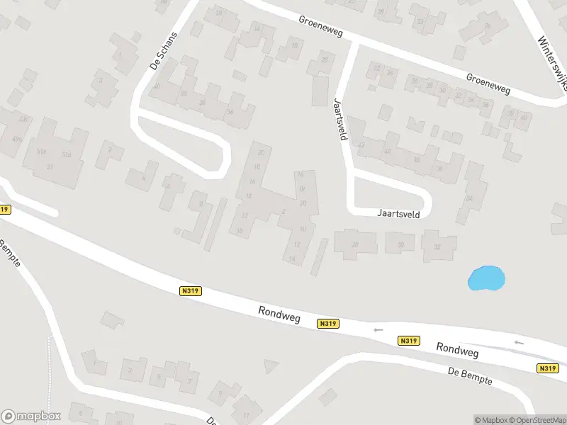 Brandweer met grote spoed naar de Jaartsveld in Groenlo vanwege gebouwbrand