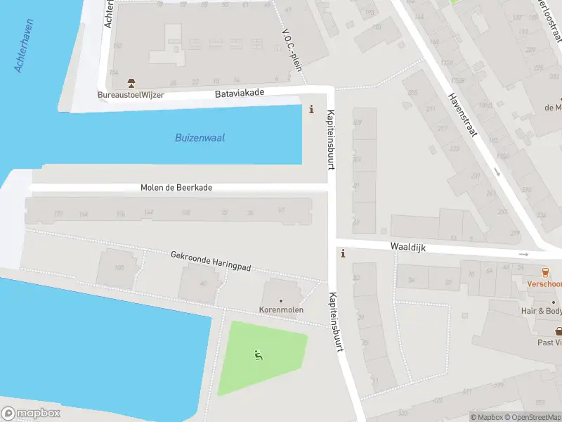 112 melding Brandweer met gepaste spoed naar de Molen de Beerkade in Rotterdam vanwege een liftopsluiting