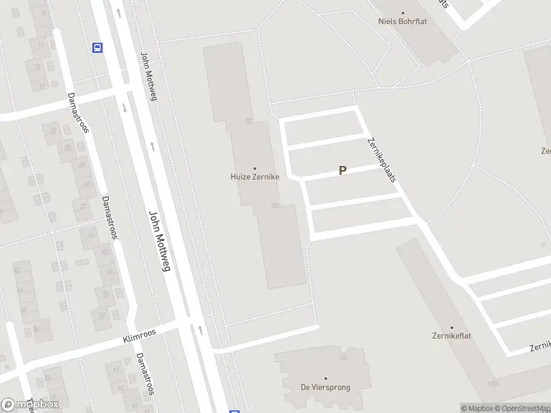 Ambulance met grote spoed naar de Zernikeplaats in Rotterdam