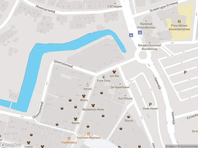 Brandweer met grote spoed naar de Santwyckse Poort in Tiel vanwege reanimatie