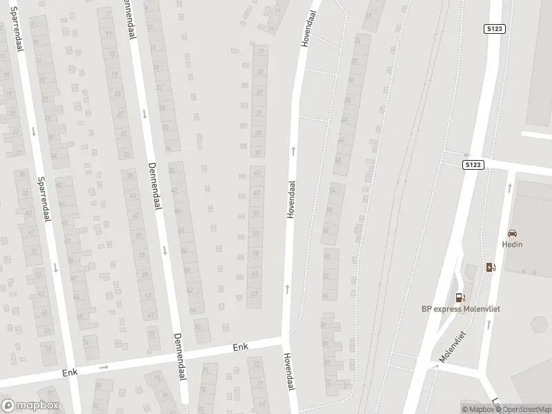 Ambulance met grote spoed naar de Hovendaal in Rotterdam