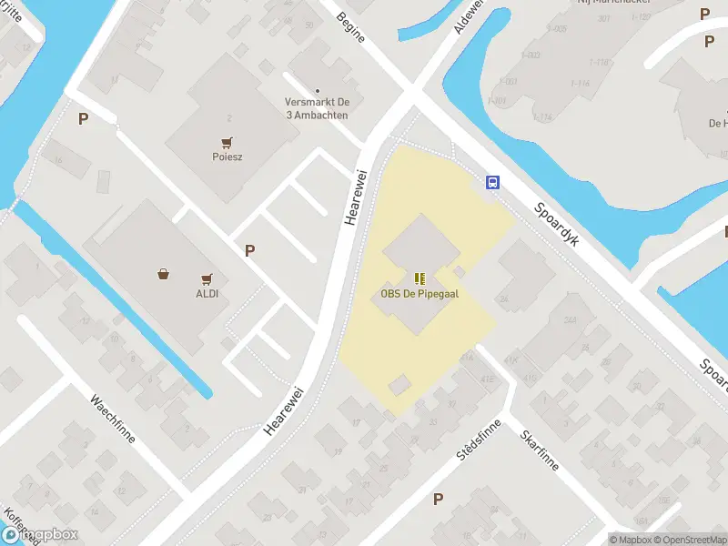 Brandweer met gepaste spoed naar de Trekwei in Workum vanwege dier(en) in nood