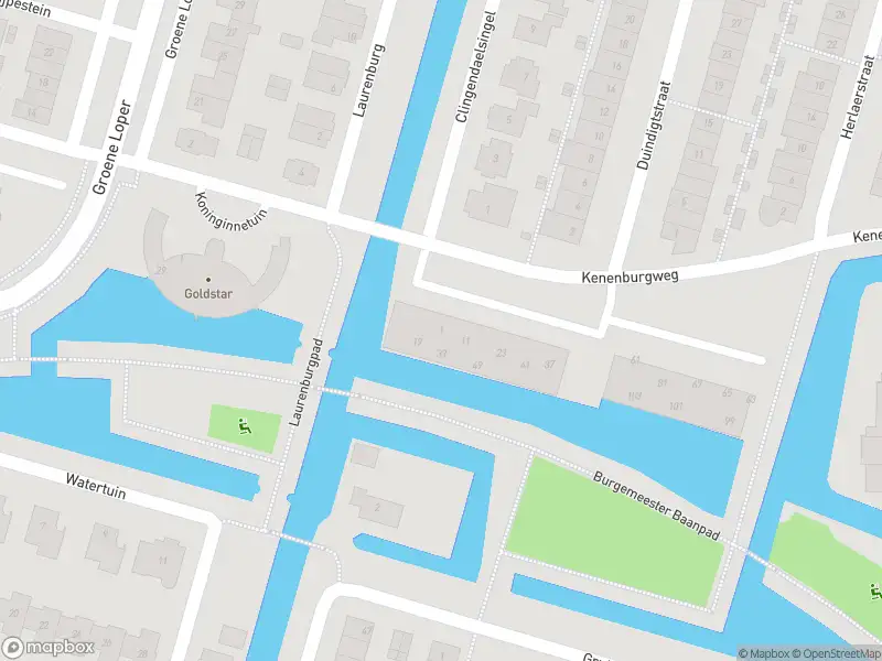 Ambulance met grote spoed naar de Kenenburgweg in Bleiswijk